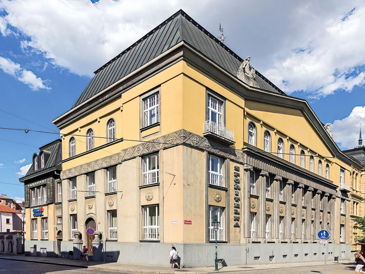 Františkánská ulice v Plzni / 1886